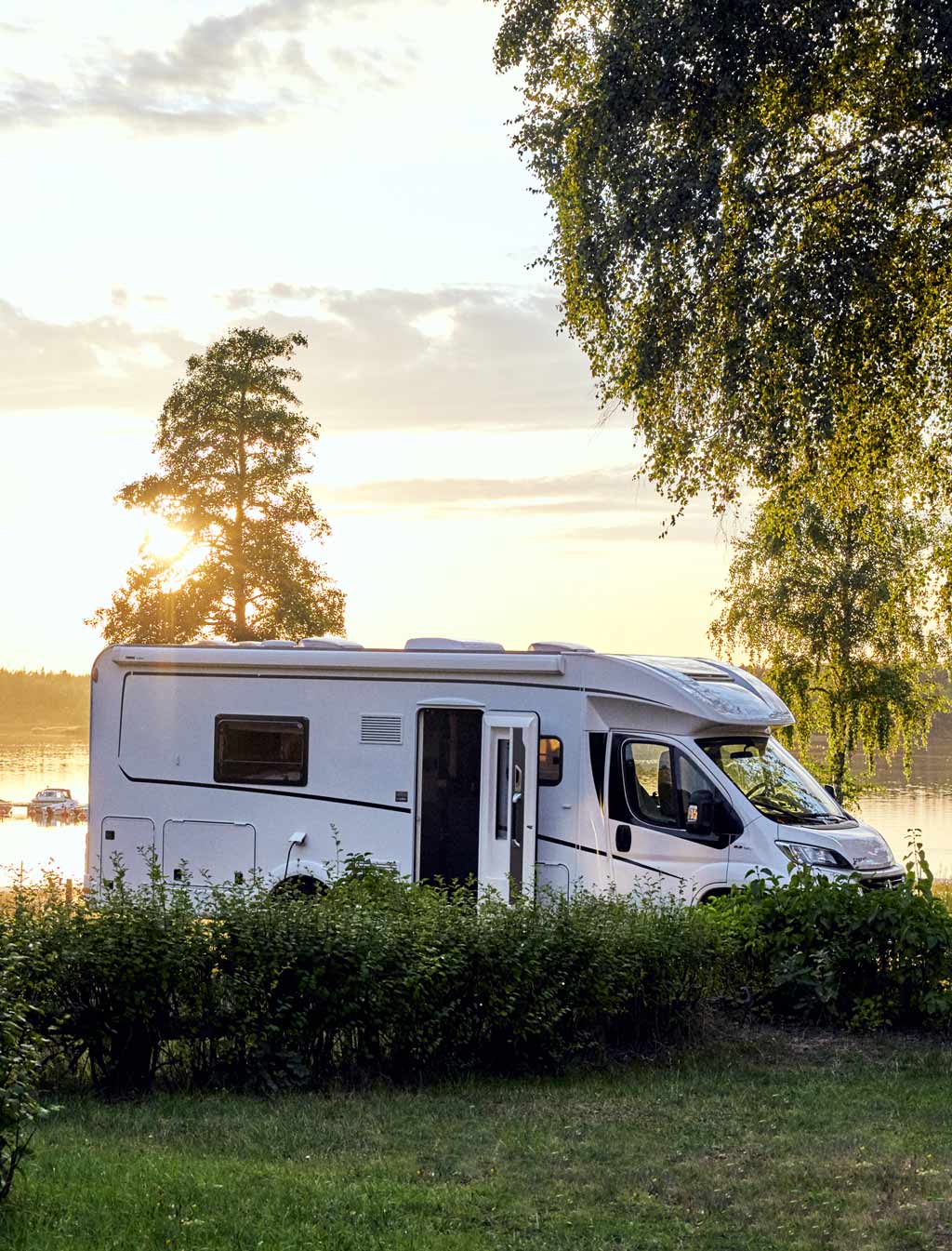 Wohnmobil mieten in Bergland in Melk - Reifen Nemetz GmbH